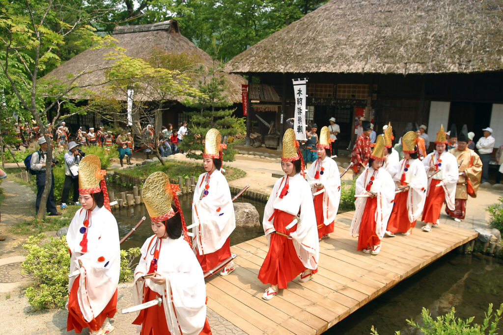 湯西川温泉の平家大祭